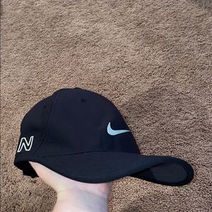 Nike Vapor hat